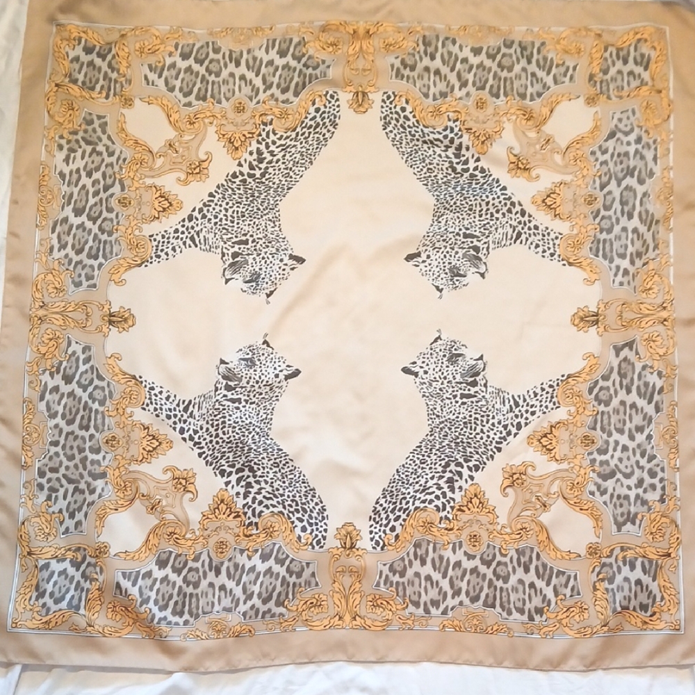 🐆Fattorseta Vintage Italian Scarf Hermes Style Leopards Gold Scrollwork Mobwife